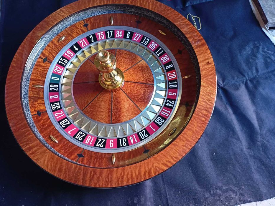 Продам фишки для покера(казино).4000 шт.