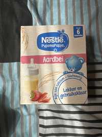 Дитяче молоко нічне Nestle