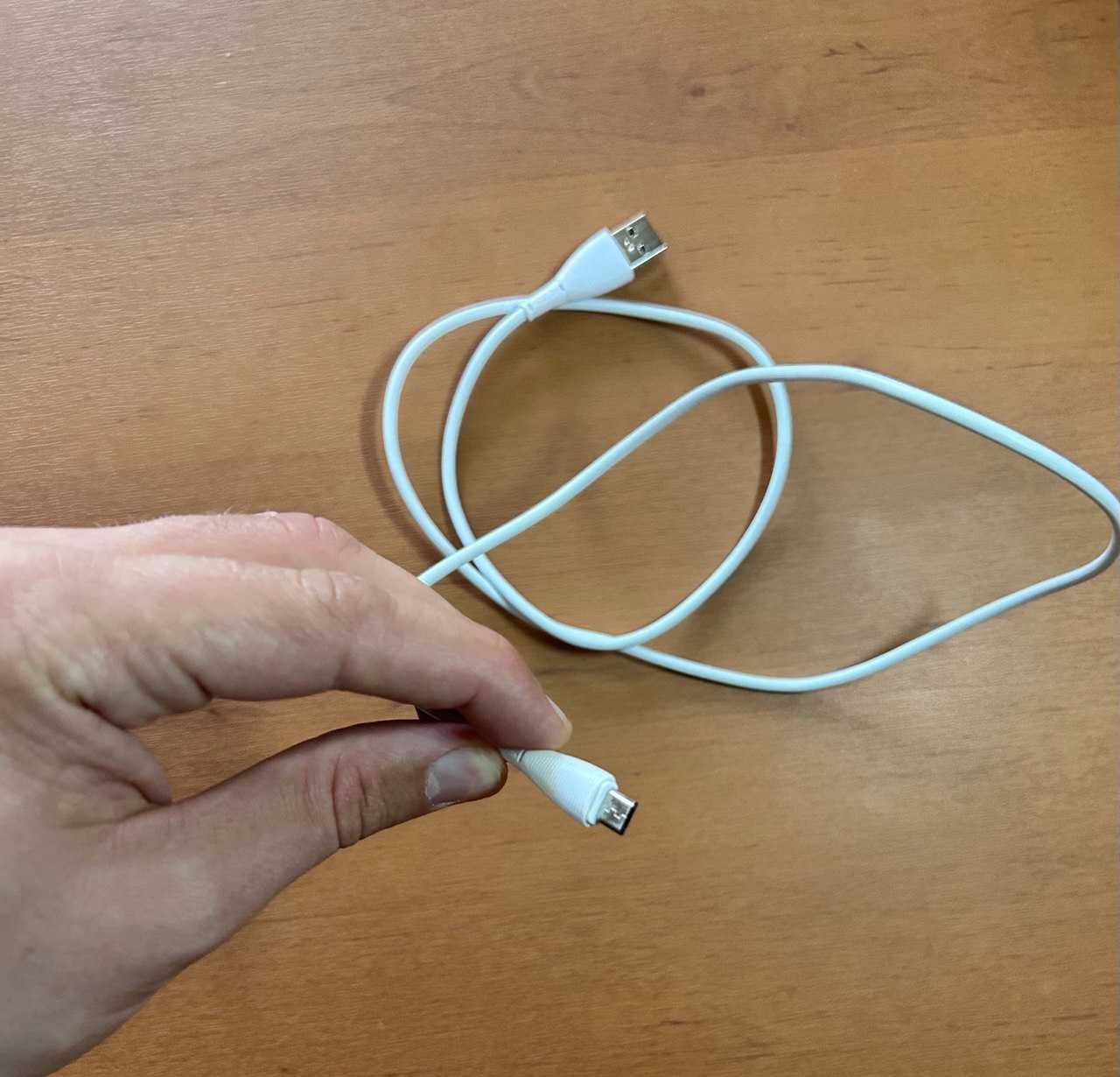 Кабель USB-A - microUSB