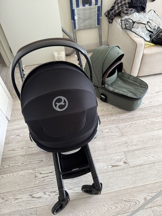 Автокрісло  Cybex Cloud T i-Size 0 - 12 в вдеалі + перехідник