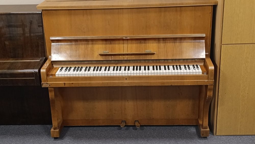 Pianino Lubin - ładne brzmienie