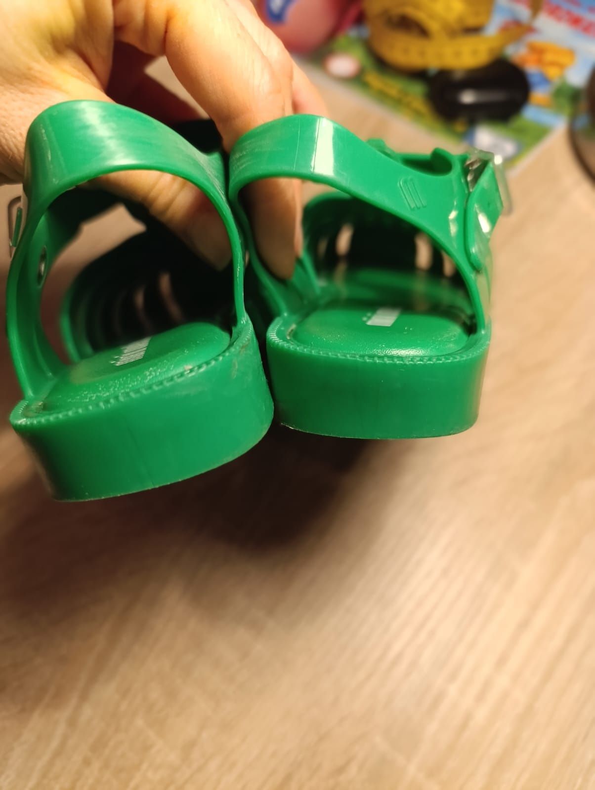 Mini Melissa Possesionb zielone sandaly