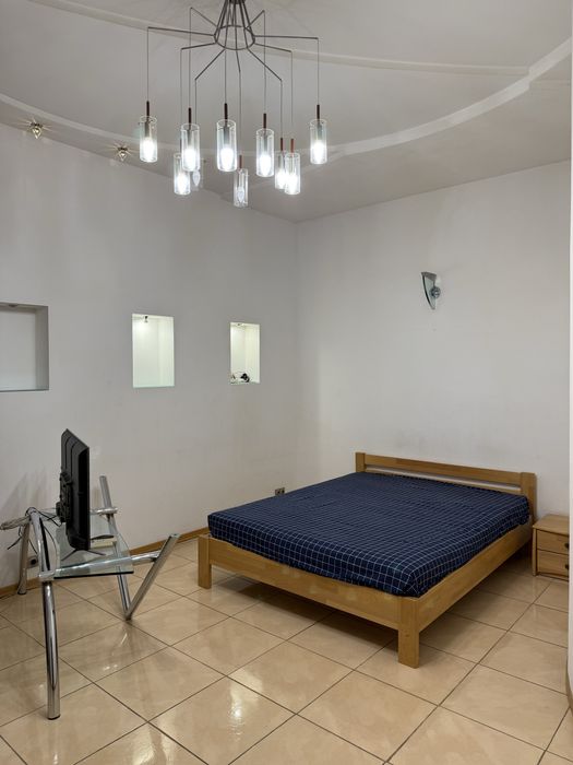 Посуточно 3 комн. квартира Центр ТЦ Никольский