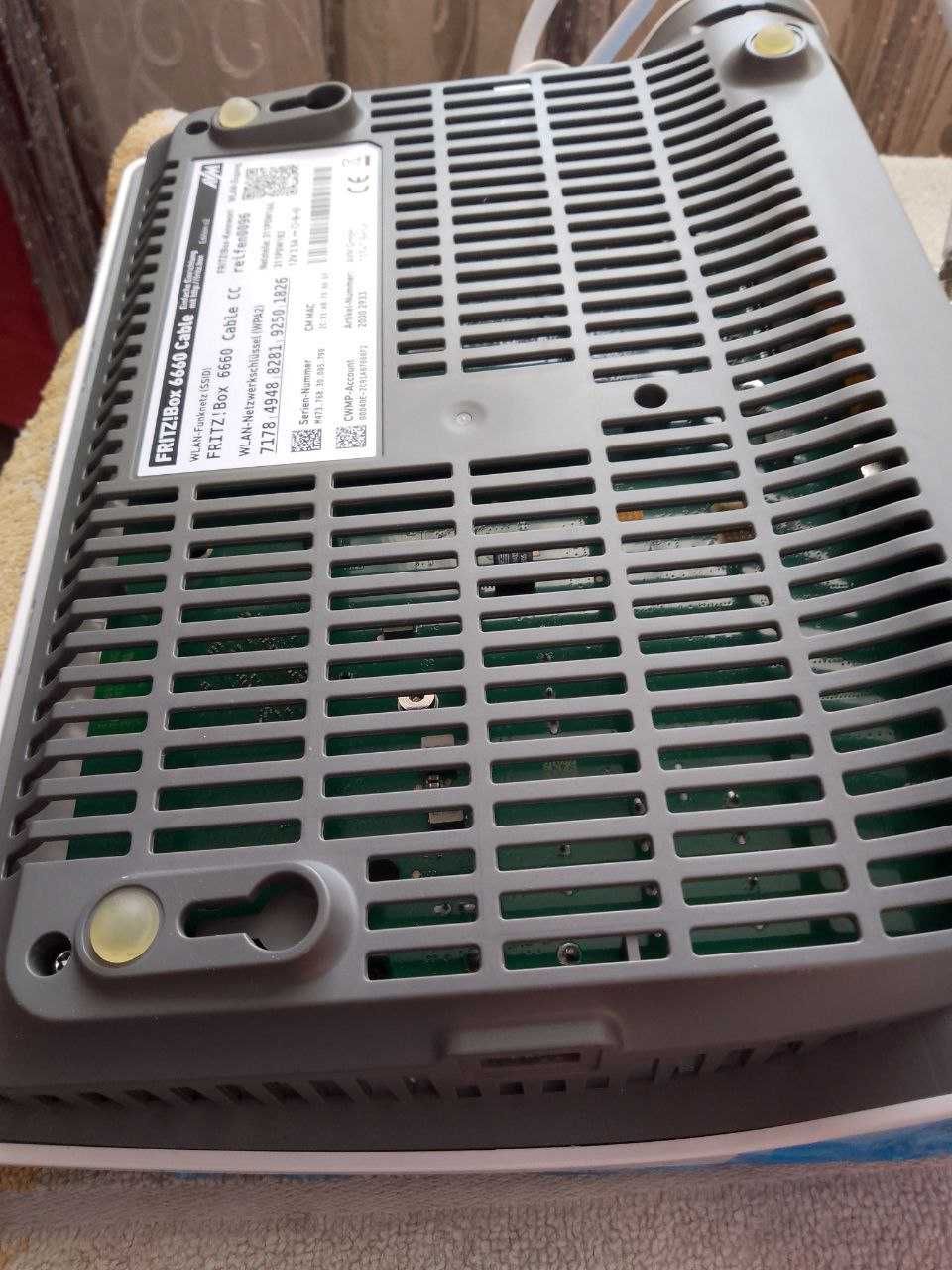Fritz. Box 6660 Cable роутер німецький