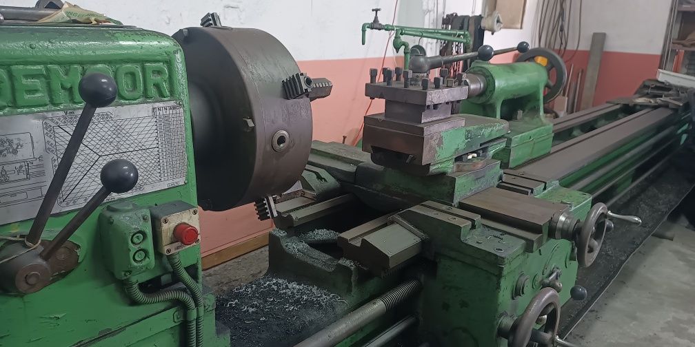 Torno mecânico universal 5 metros