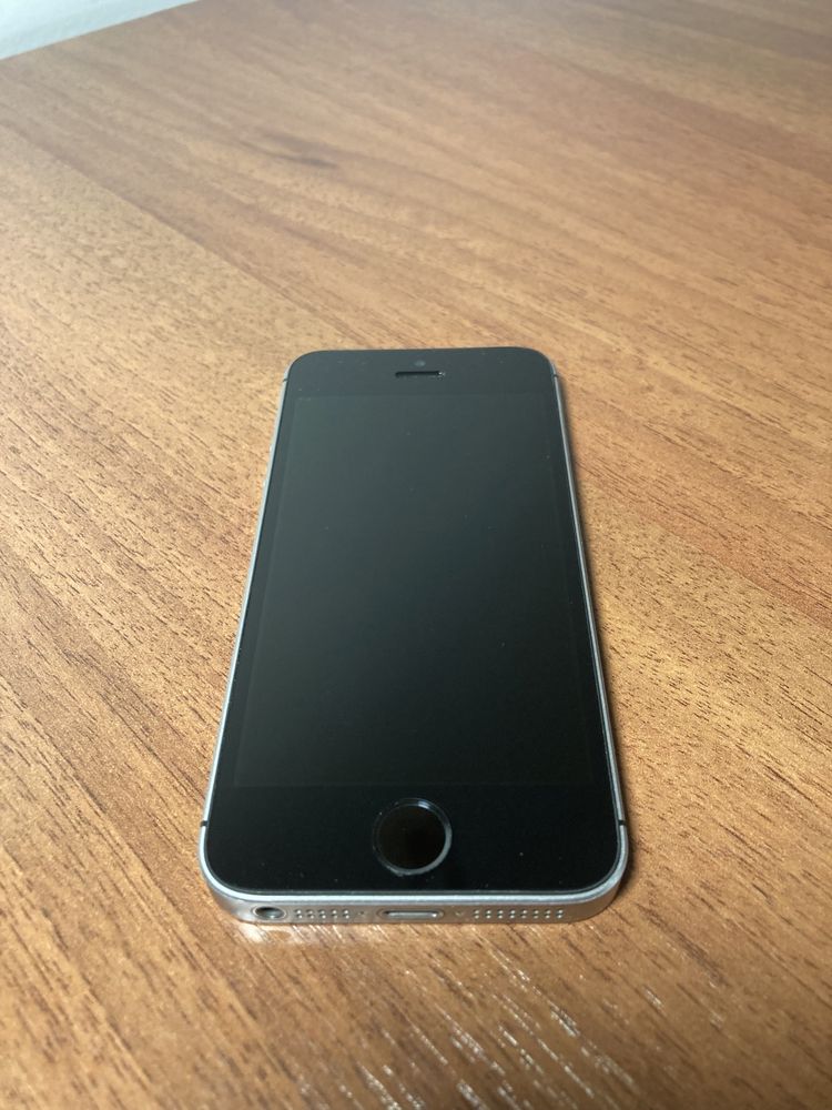 Apple iPhone SE 32GB czarny | w pełni sprawny | komplet