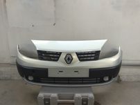 Бампер передній Renault scenic