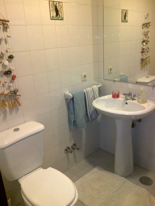 Quarto em apartamento na zona Prelada/Boavista
