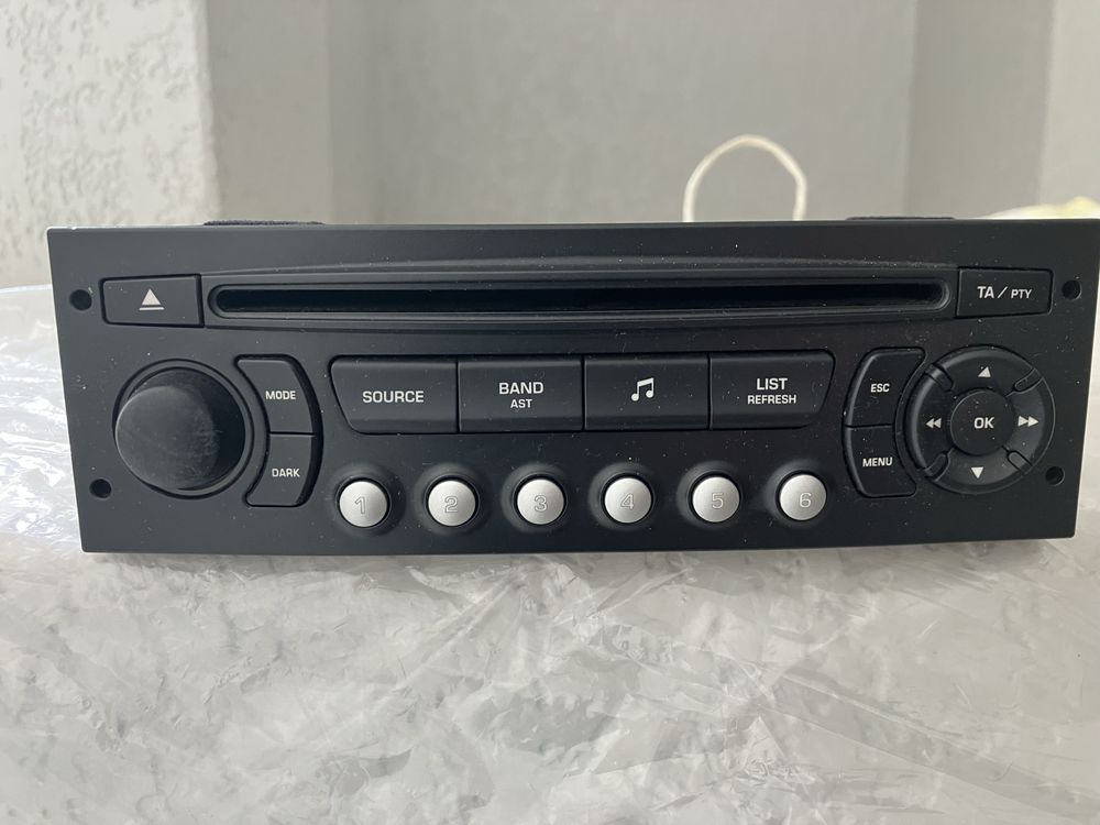 Auto radio RD4 peugeot/citroen