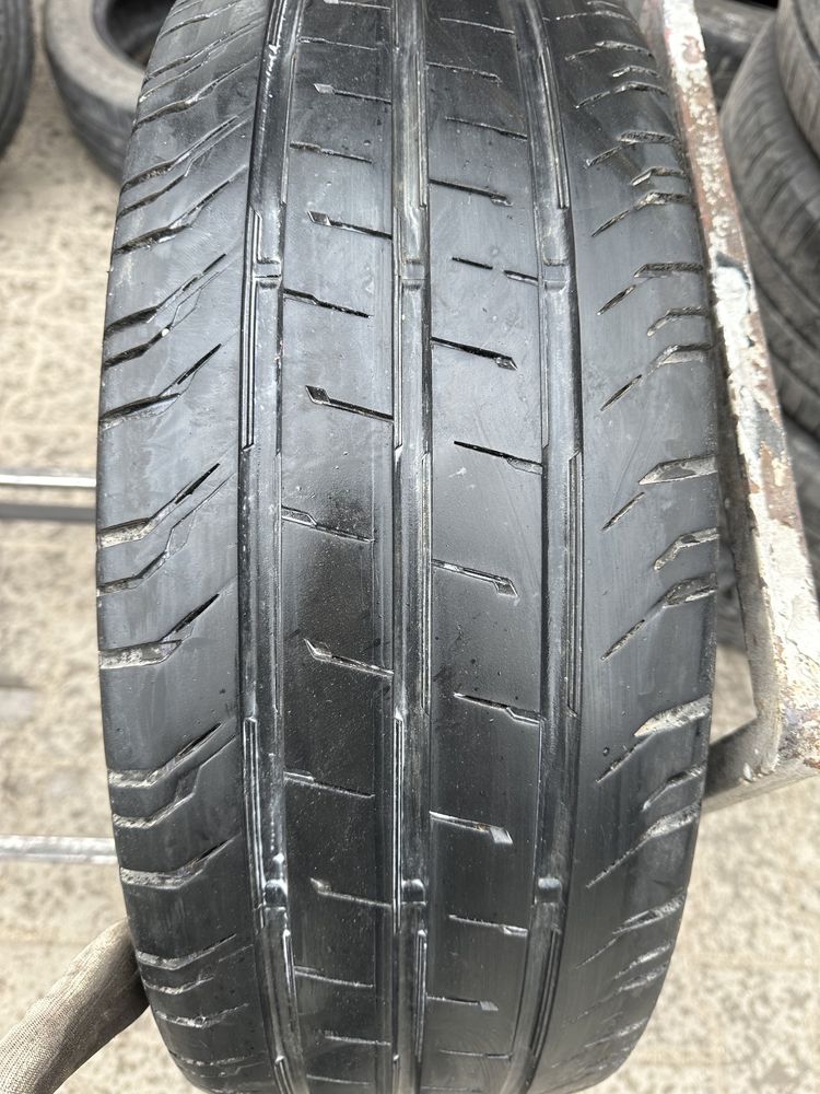 235/65r16c continental contivancontact 200