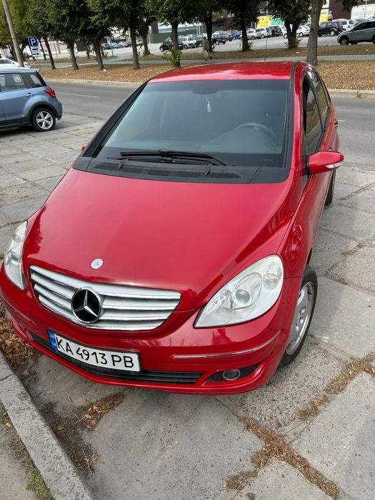 Продаю або обмін, Мерседес в 180