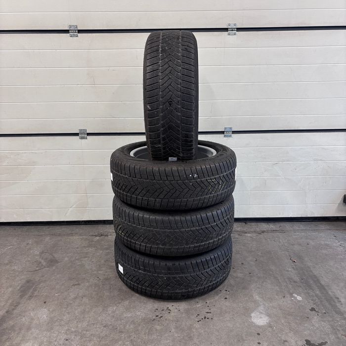 Opony GoodYear Ultra Grip Performance 255/55/19