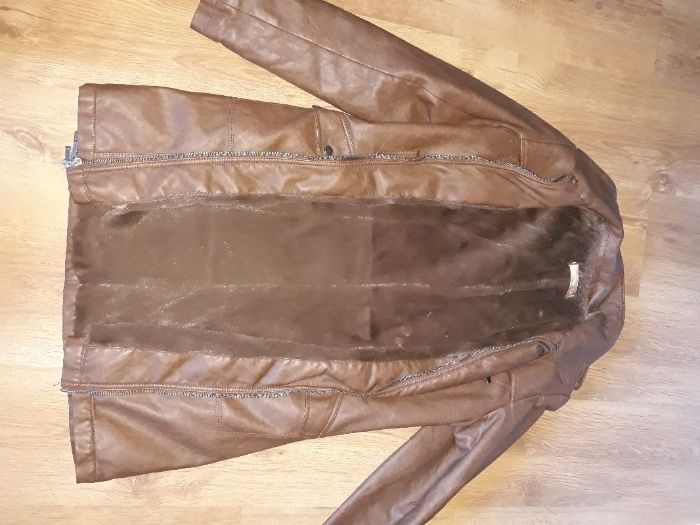 Ocieplany płaszcz eko skóra