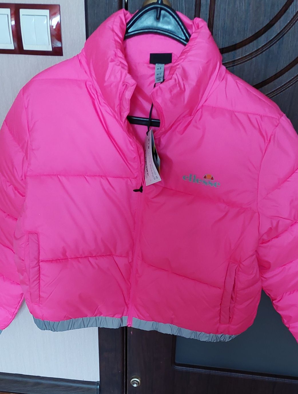 Куртка жіноча пуховик Бомбер Ellesse neon pink