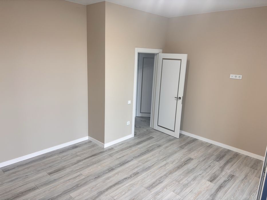 Продаж будинку з ремонтом 220м2, 6,5соток м. Чернівці