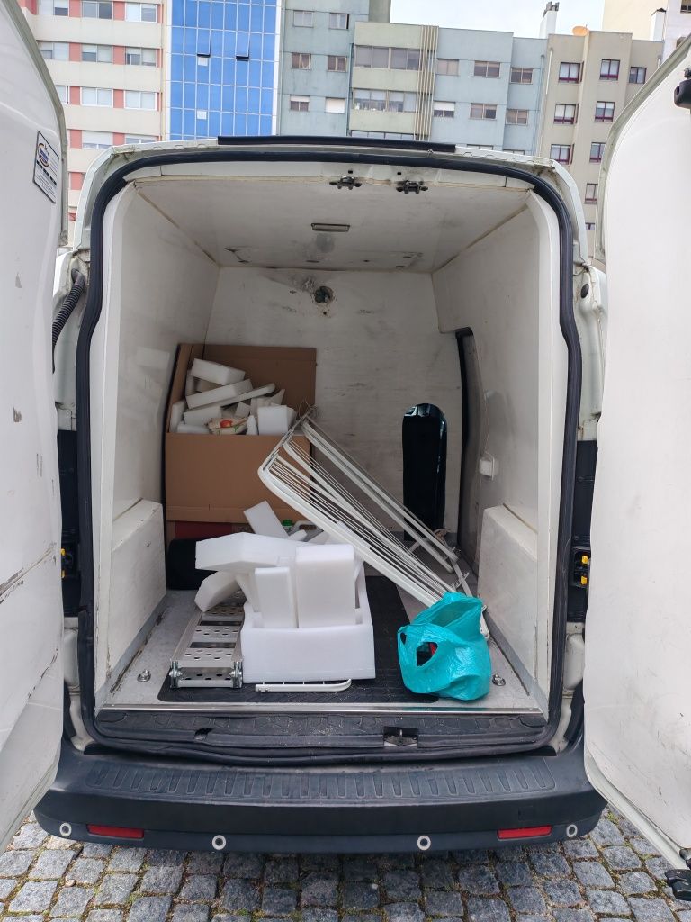 Fiat Doblo XL 1.6 caixa fibrada