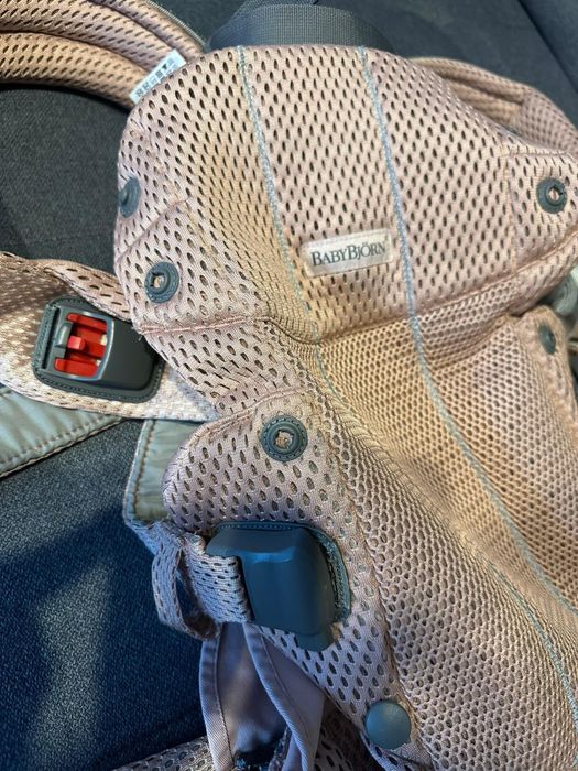 BABYBJÖRN Harmony 3D Mesh – nosidełko ergonomiczne
