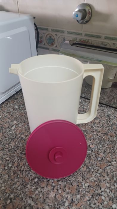 Jarro de 2L tupperware