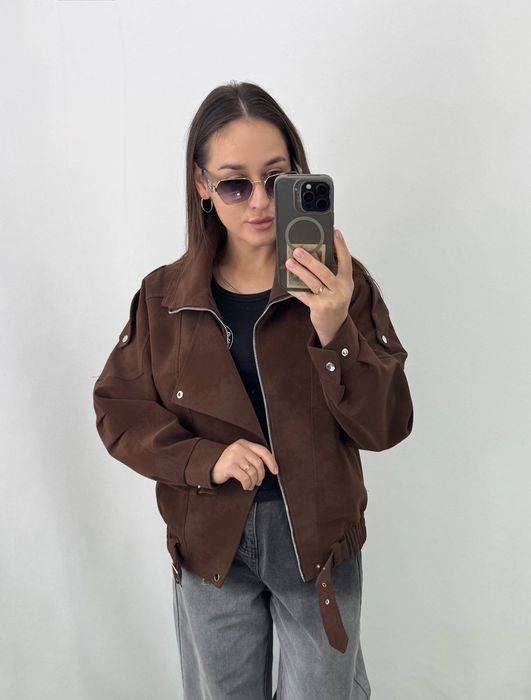 Жіноча куртка бомбер замшева (шоколад). Стильна, модна, якісна