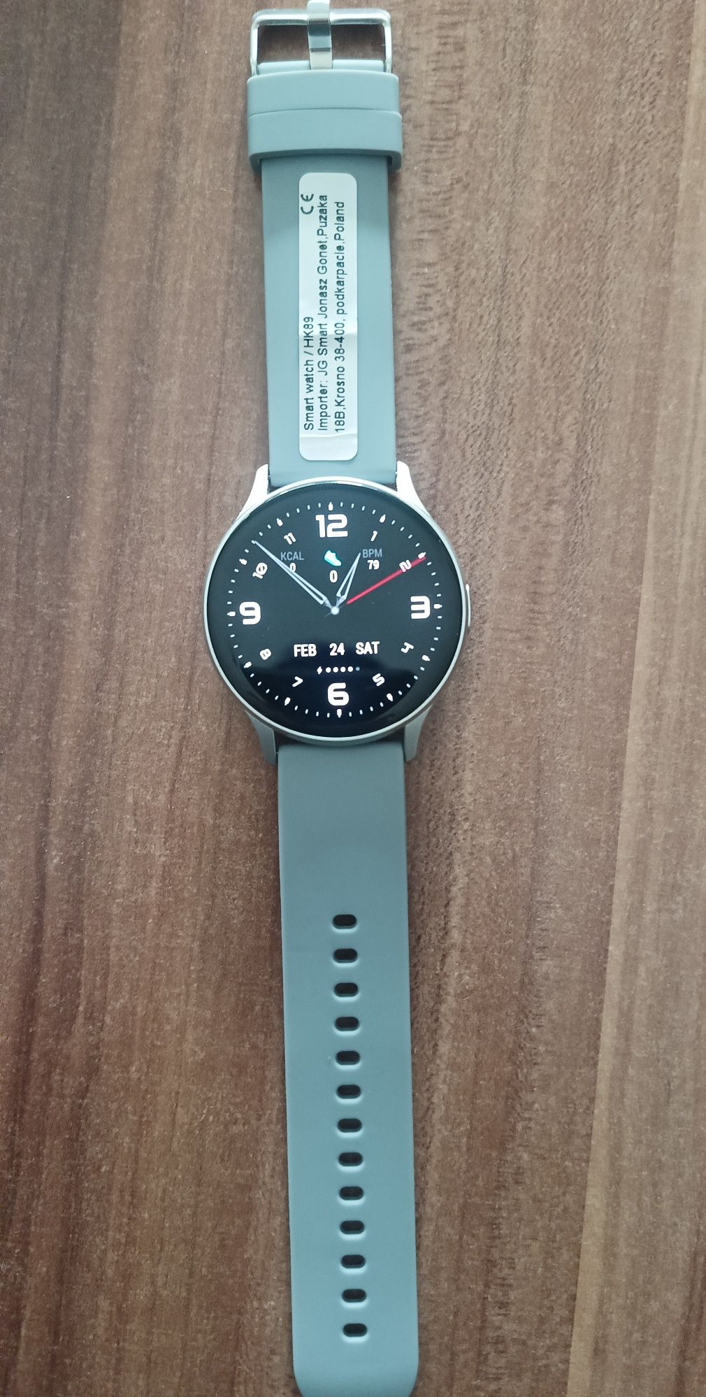 Smartwatch damski  HK89 ,dodatkowo bransoleta  kolor srebrny.