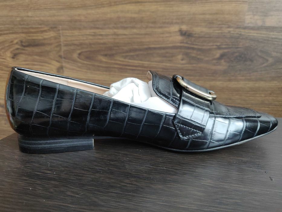 Лоферы Zara р. 37, стелька 24,5 см. под крокодилову кожу, новые
