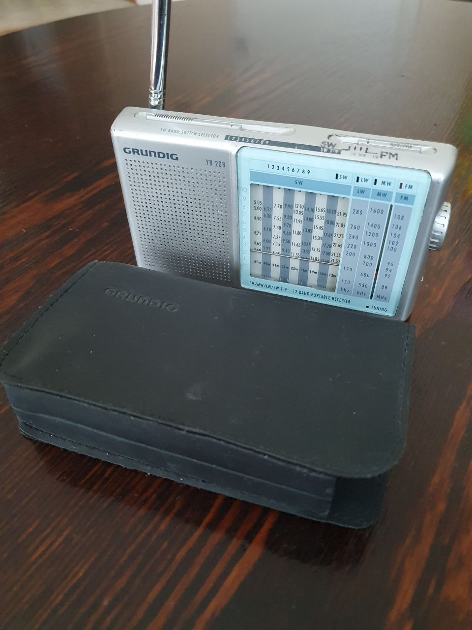 Радиоприемник всеволновой GRUNDIG