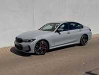 BMW Seria 3 BMW 320i xDrive Limuzyna