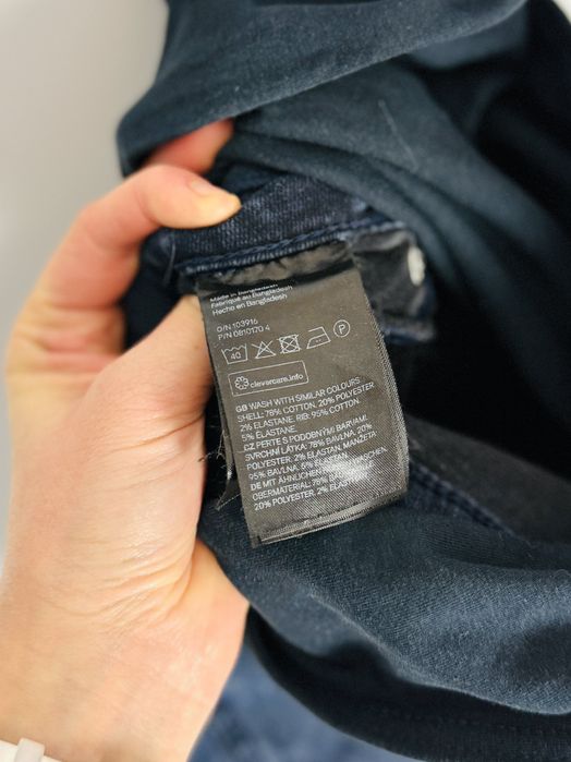 Ciążowe jeansy w kolorze ciemnego denimu L 40 H&M