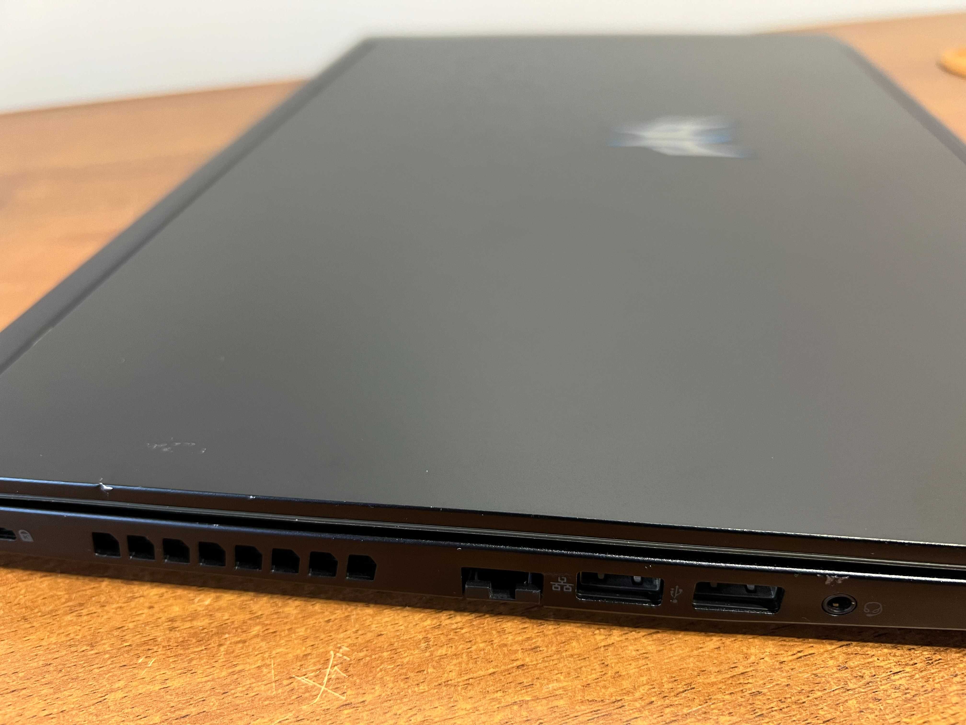 Acer Predator Triton 300 PT315-53 . Intel Core i7, GeForce RTX 3080