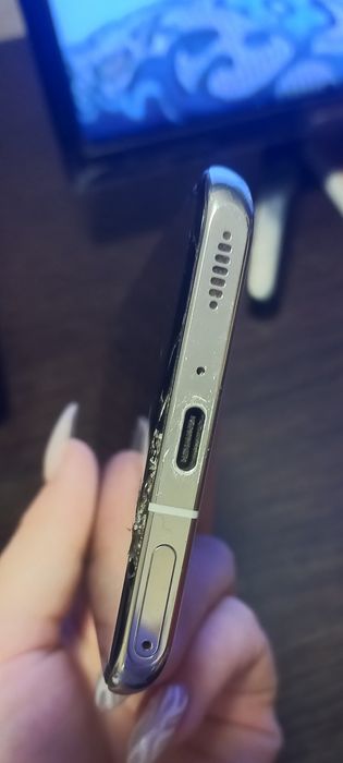 Продам Xiaomi Mi11