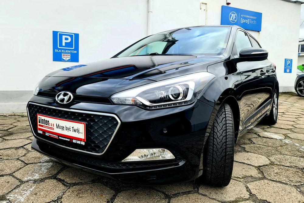 Hyundai i20 Active • 2017 • Benzyna • Hatchback • bogate wyposażenie