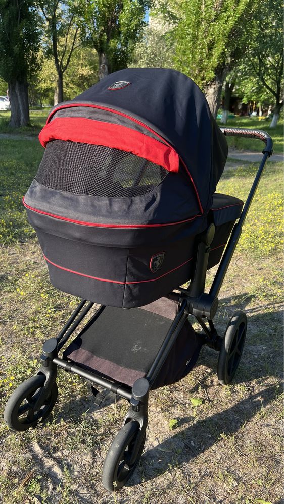 Коляска Cybex 2в 1 Priam Lux Ferrari Victory Black