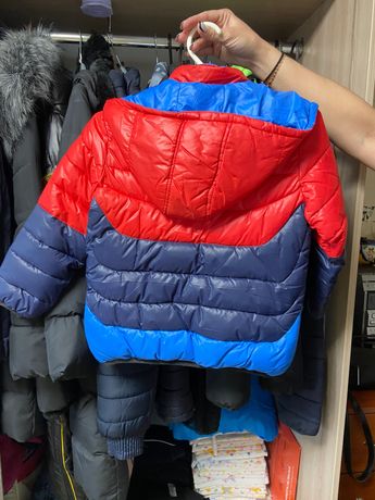 Куртка на мальчика 140 см
