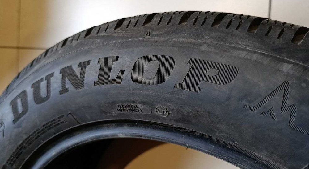 Комплект шин б/у 235/60R18 107H Dunlop Winter Sport 5 SUV