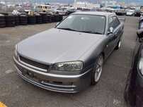 Nissan Skyline ER34 Sedan 25 GT po tuningu