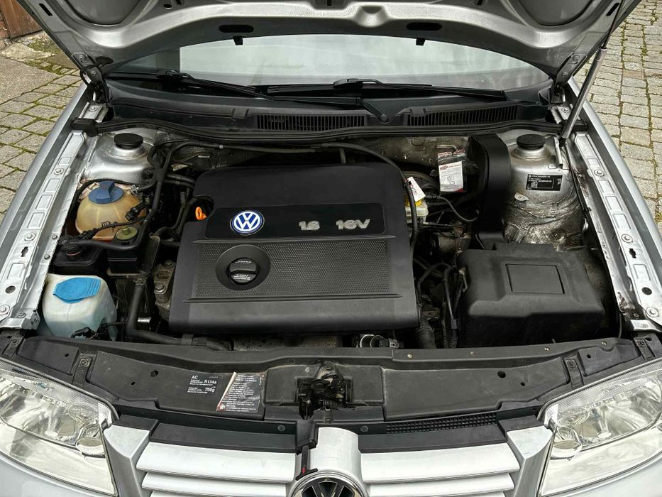 Volkswagen Bora 1.6 16v