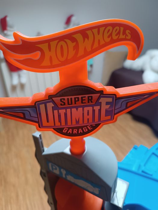 Zjeżdżalnia samochodowa ogromna