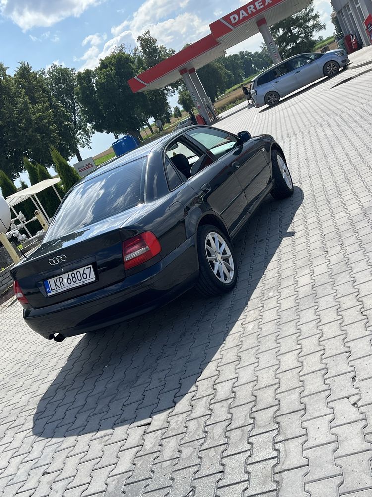 Audi A4 B5 1.8 benzyna |Climatronic | Alufelgi  | zdrowa |