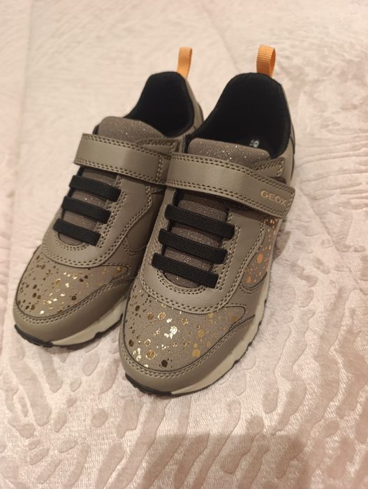 Sapatilhas novas geox