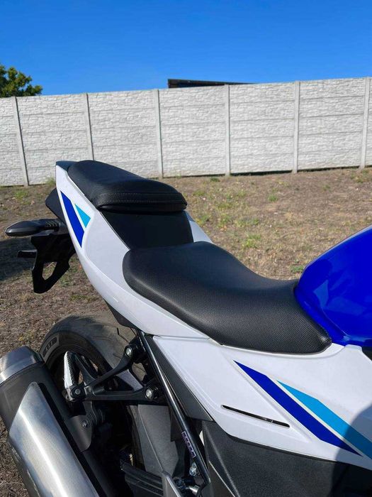 Мотоцикл Suzuki GSX250R