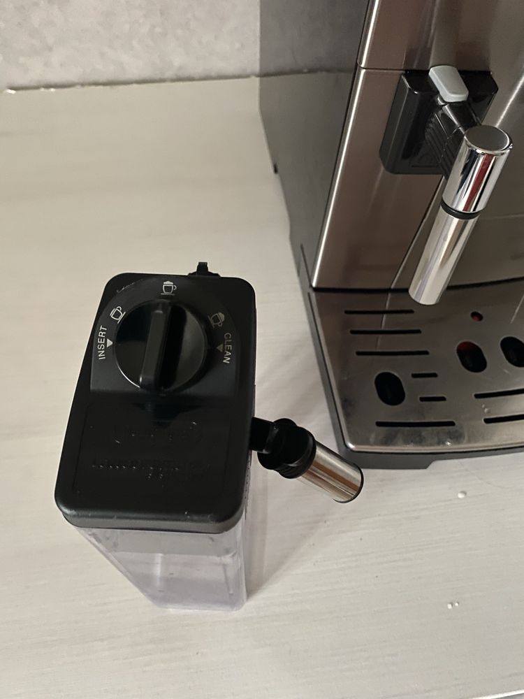 Кавомашина DeLonghi Primadonna S Cappuccino є Вибір