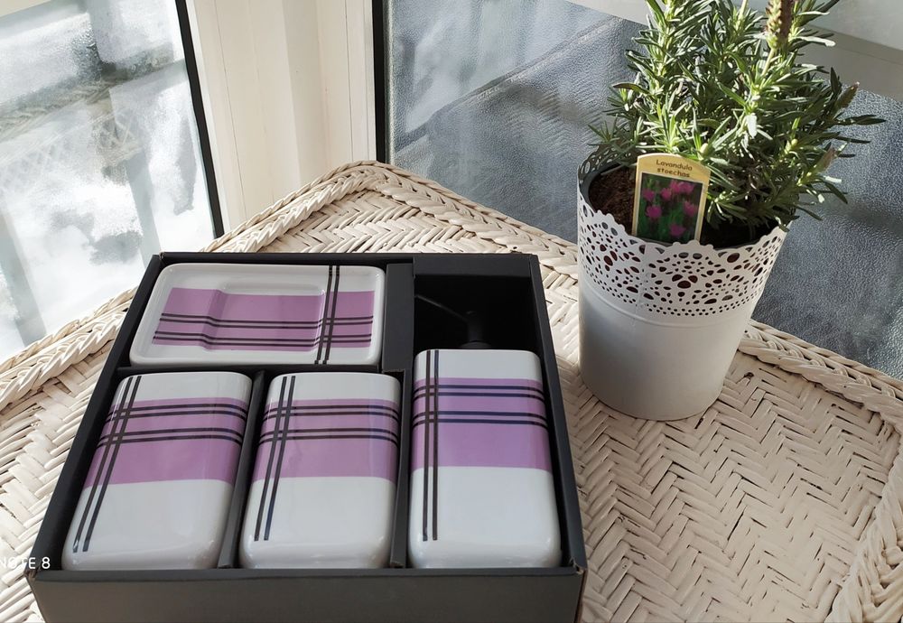 Loiças de casa de banho Novo