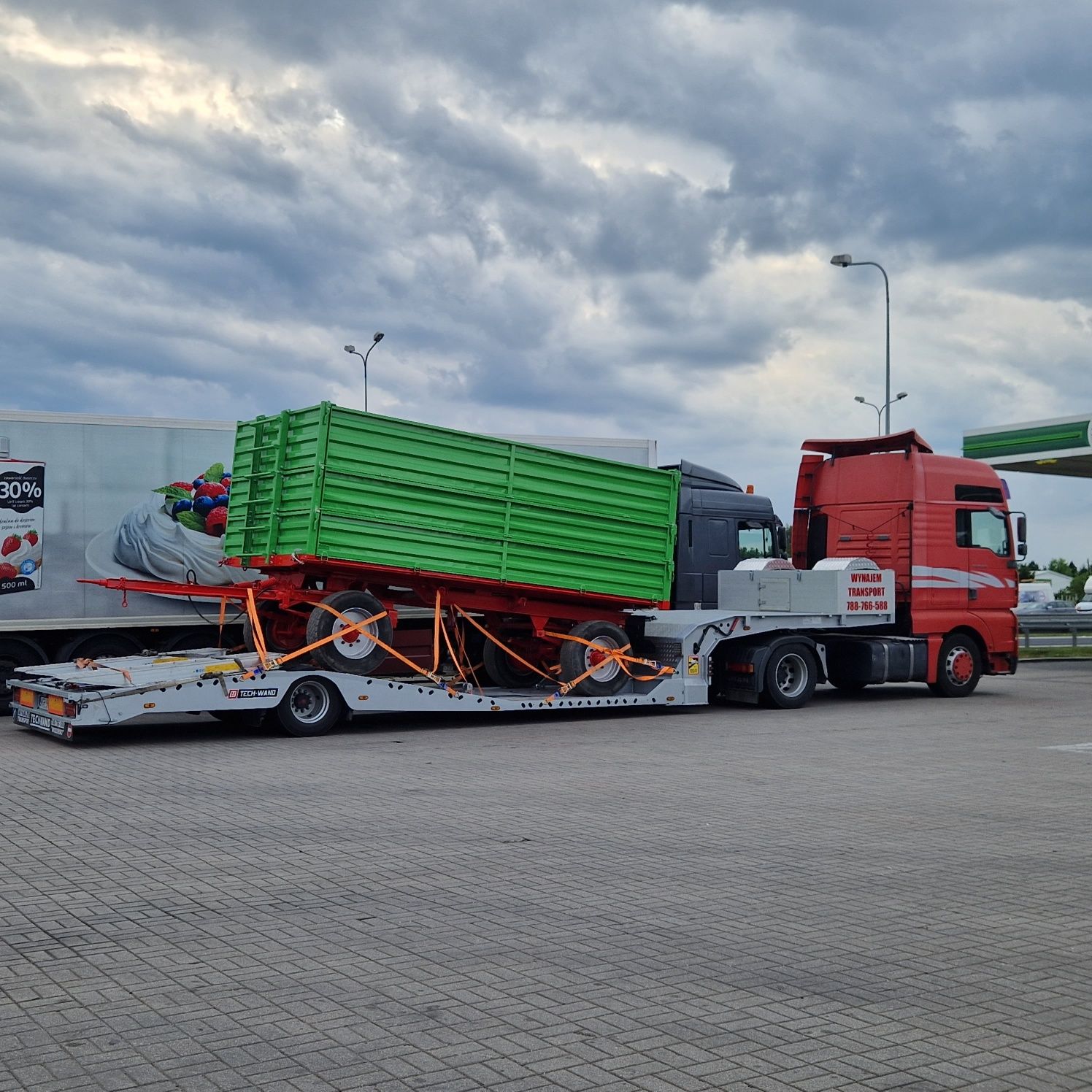 Niskopodwozie laweta transport ciągników siodłowych TIR