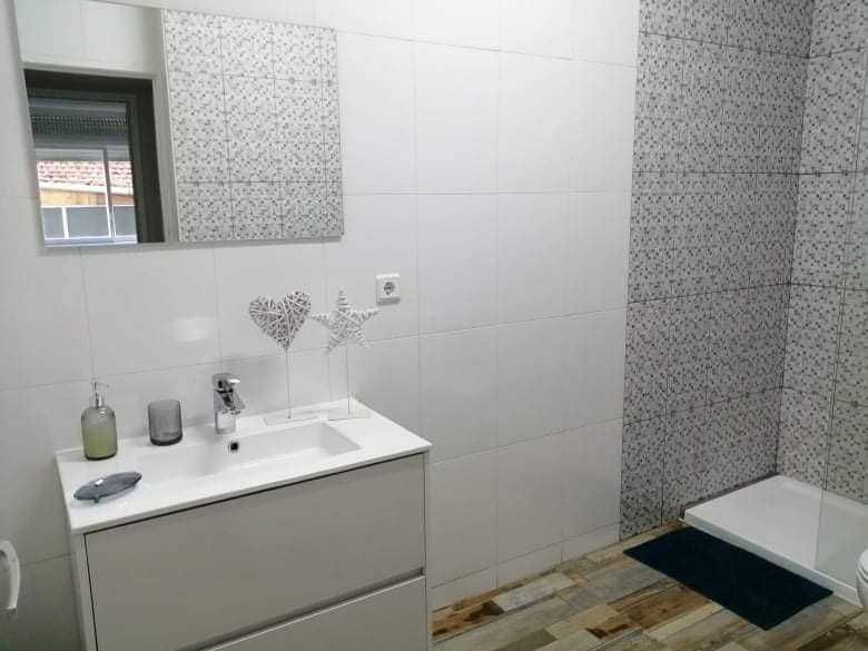 Quarto ao metro de Jardim do Morro