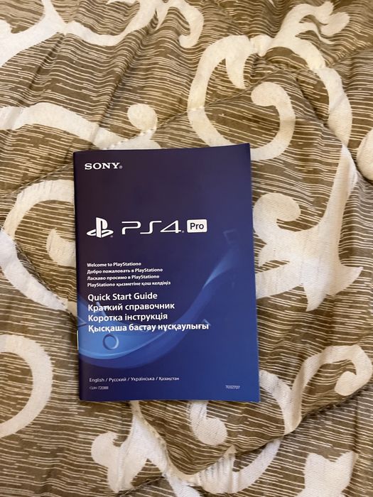 СРОЧНО PlayStation 4 pro 1TB + Ps камера и доп гемпад!