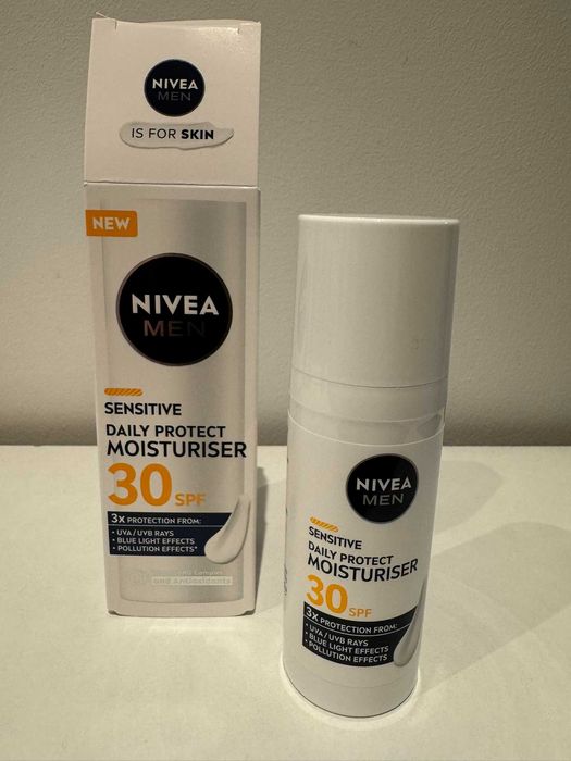 Nivea Men Sensitive nawilżający krem do twarzy SPF30