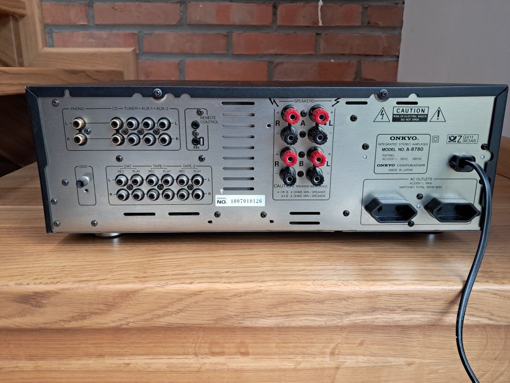 Wzmacniacz Onkyo A8780