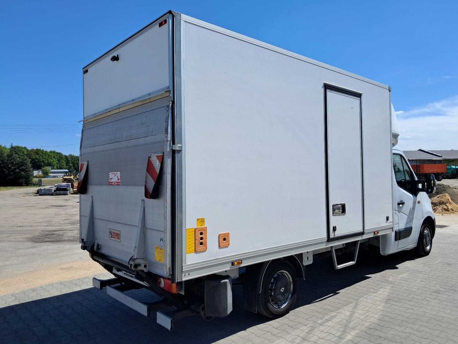 Kontener z Windą 3.5 T Renault Master III III FL Zabudowa Skrzynia