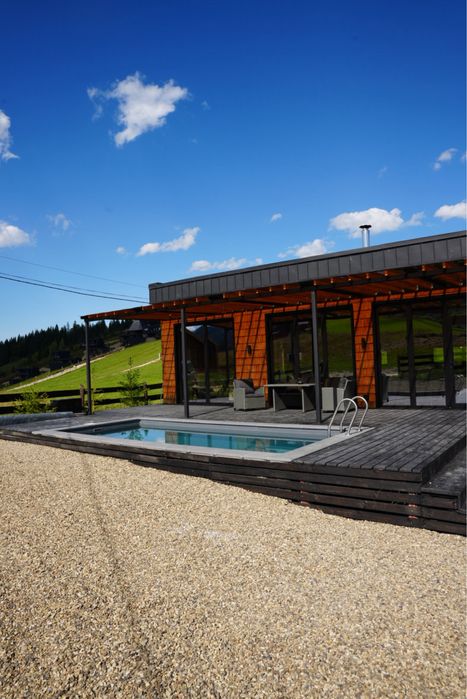 Котедж ,басейн,Верховина,Красник