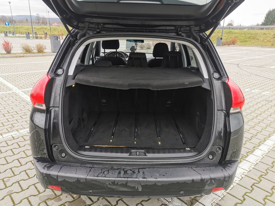 Sprzedam Peugeota 2008